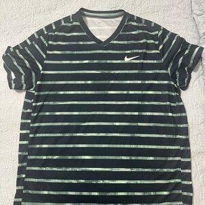 Nike Men's Black and Gray Striped Tee